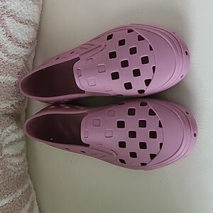 Vans Trek Slip-ons Sz 6